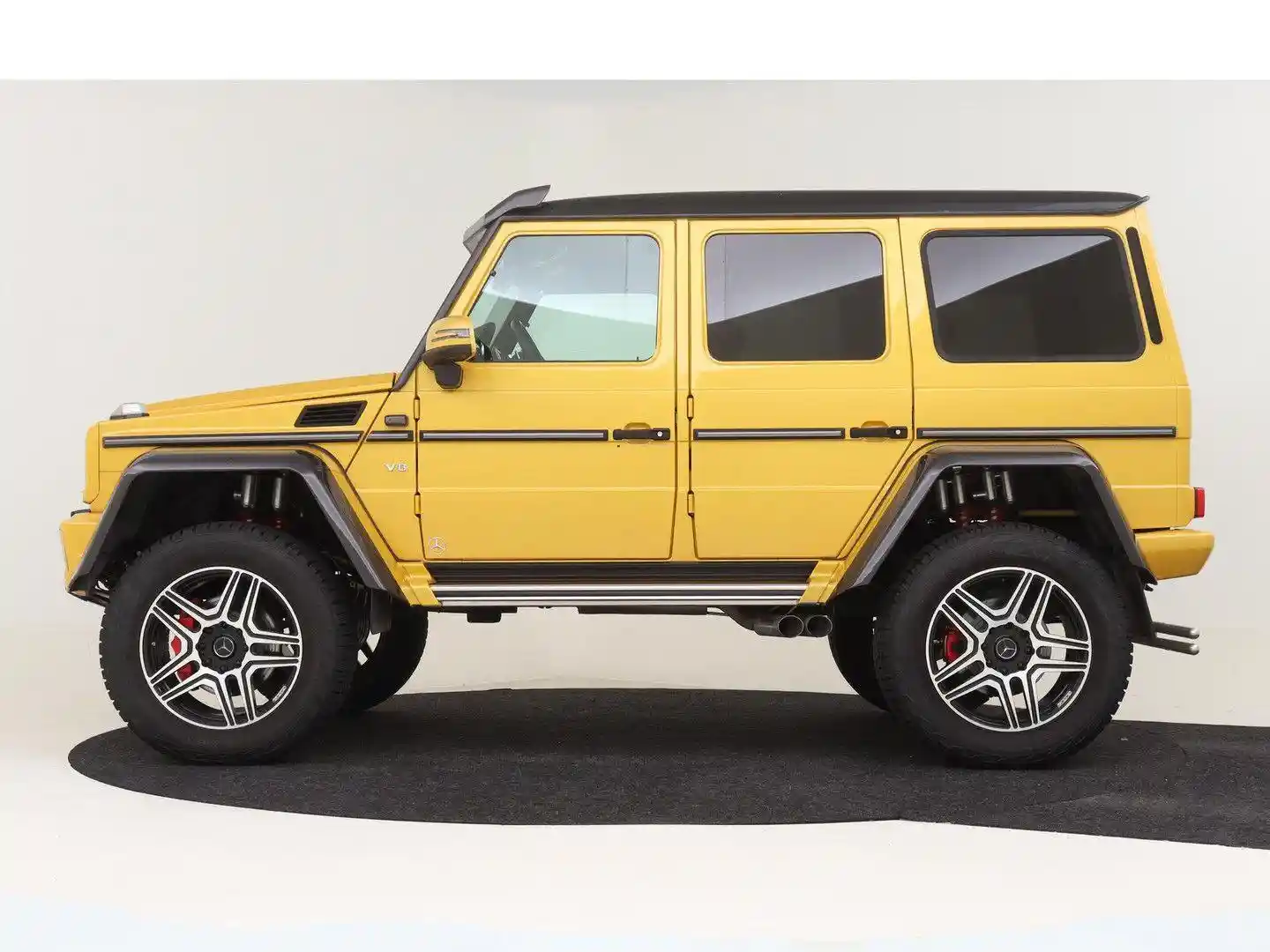 Mercedes-Benz G 500