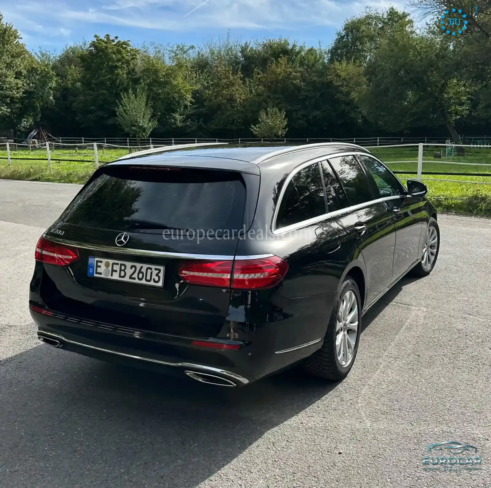 Mercedes-Benz E 200