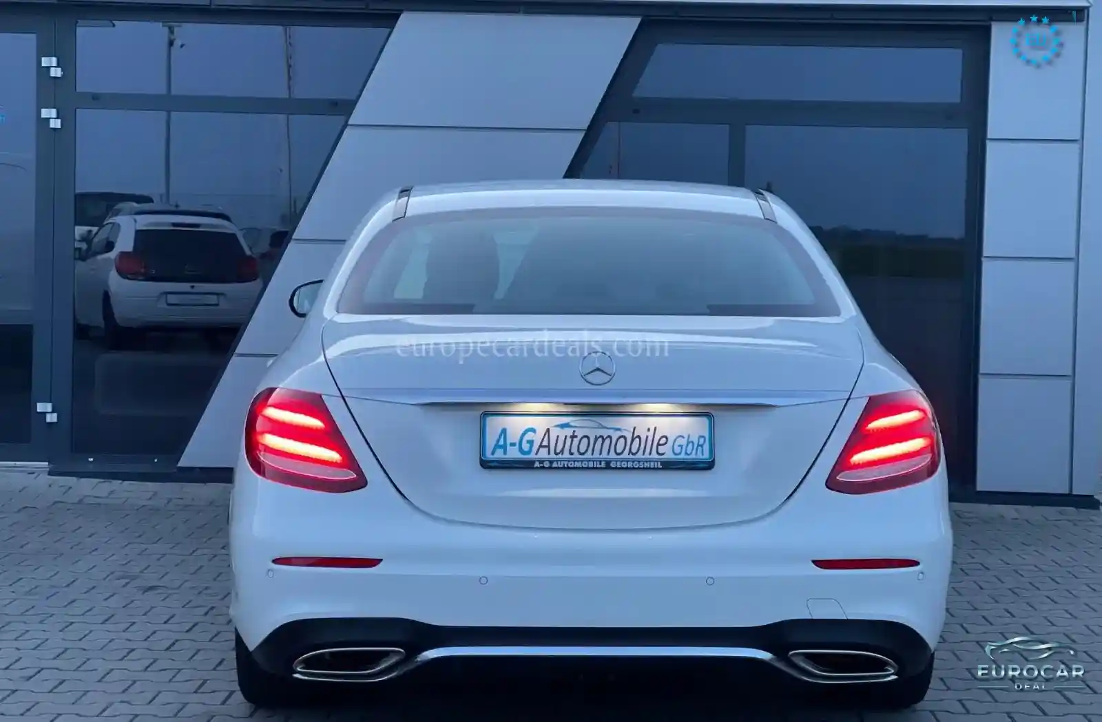 Mercedes-Benz E 200