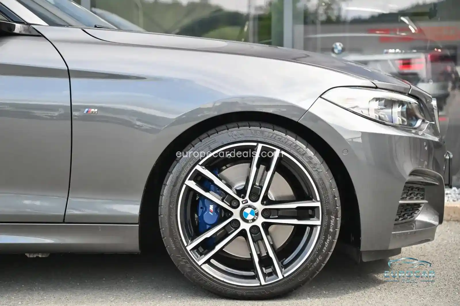 BMW M240i