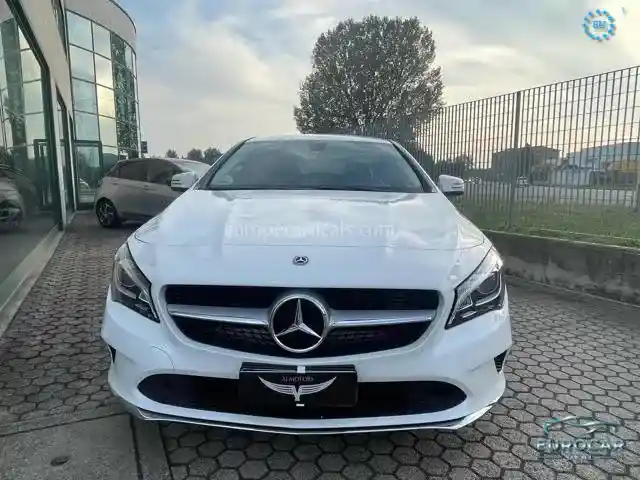 Mercedes-Benz CLA 200 Shooting Brake