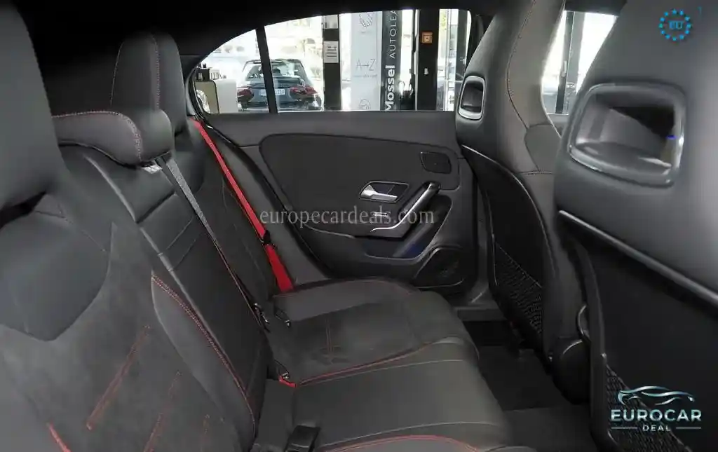 Mercedes-Benz A 35 AMG