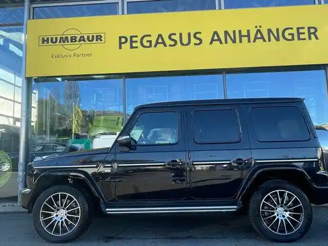 Mercedes-Benz G 500