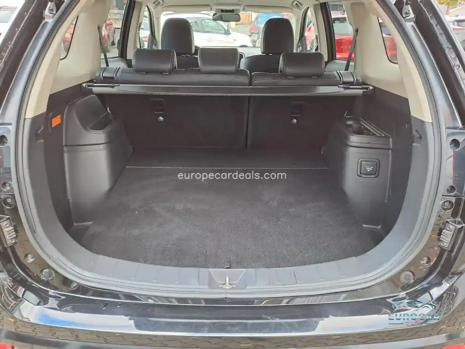 Mitsubishi Plug-in Hybrid Outlander