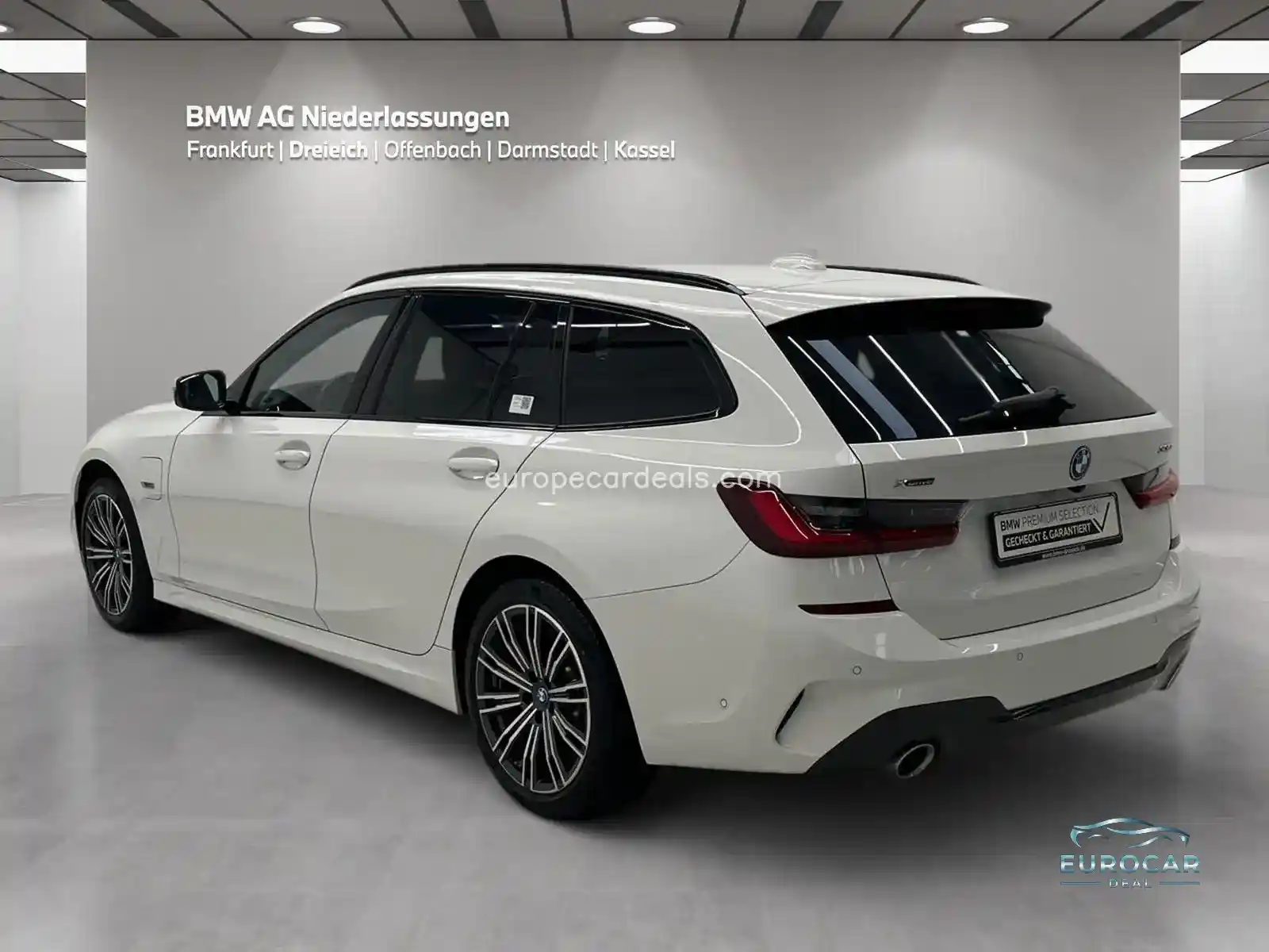 BMW 330
