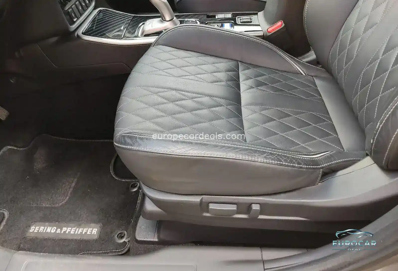 Mitsubishi Plug-in Hybrid Outlander