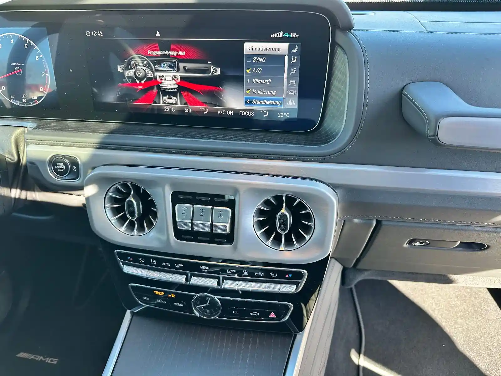 Mercedes-Benz G 500