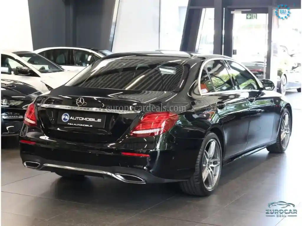 Mercedes-Benz E 300