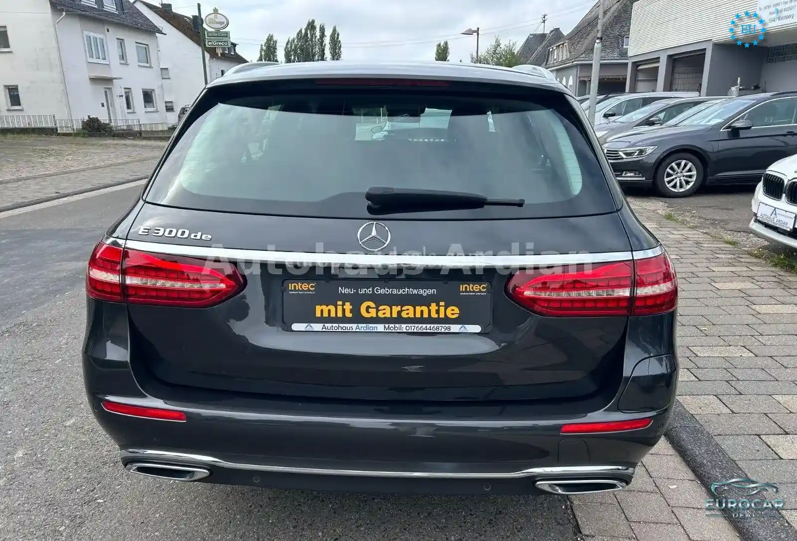 Mercedes-Benz E 300