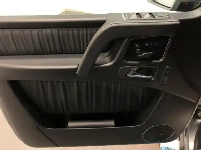 Mercedes-Benz G 500