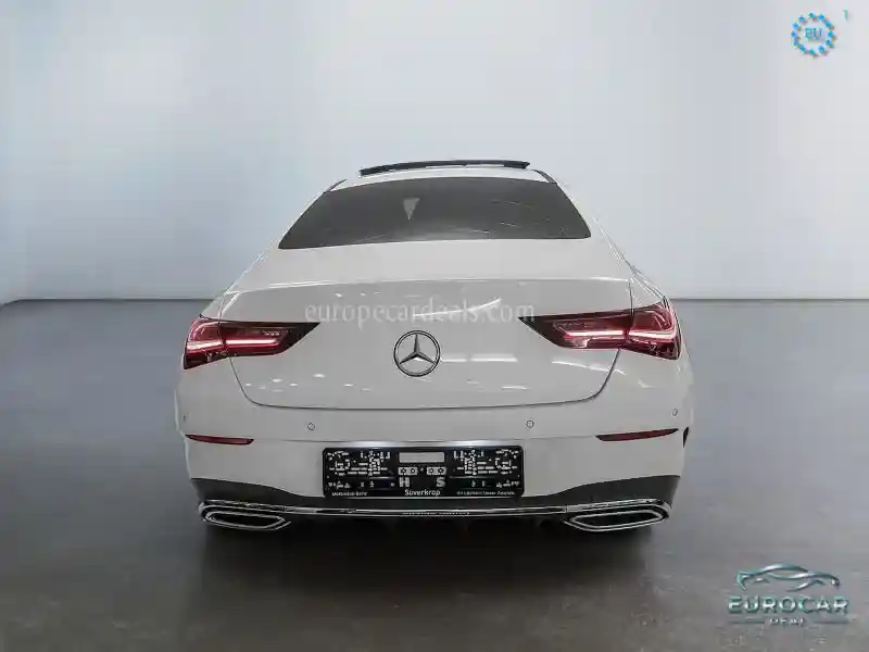 Mercedes-Benz CLA 180
