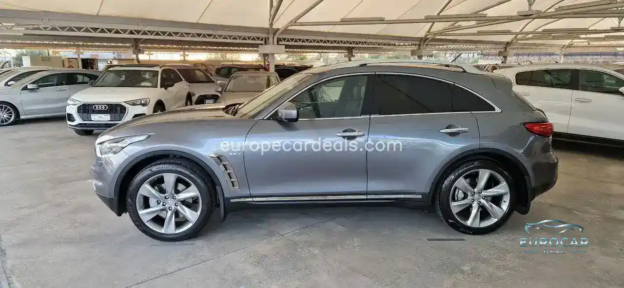 Infiniti QX70