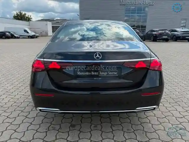 Mercedes-Benz E 220