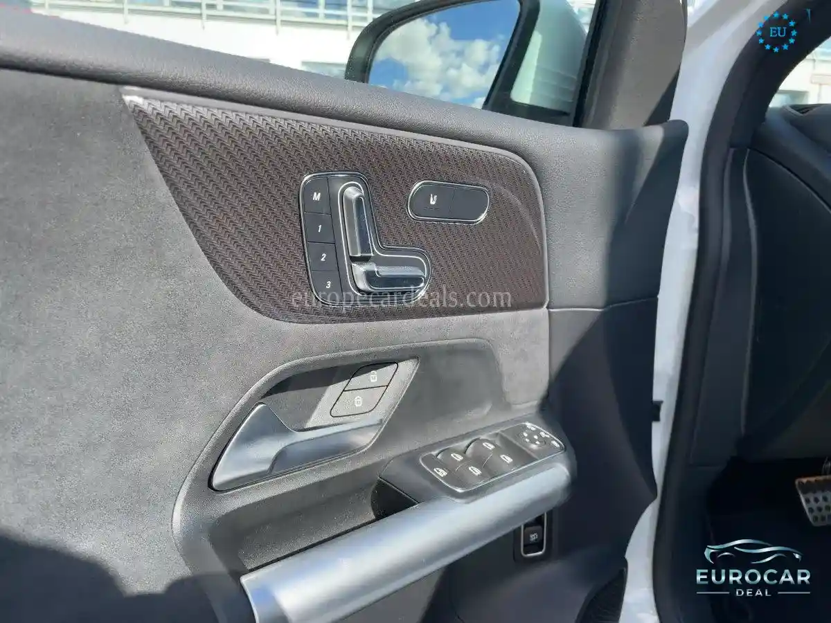 Mercedes-Benz B 220