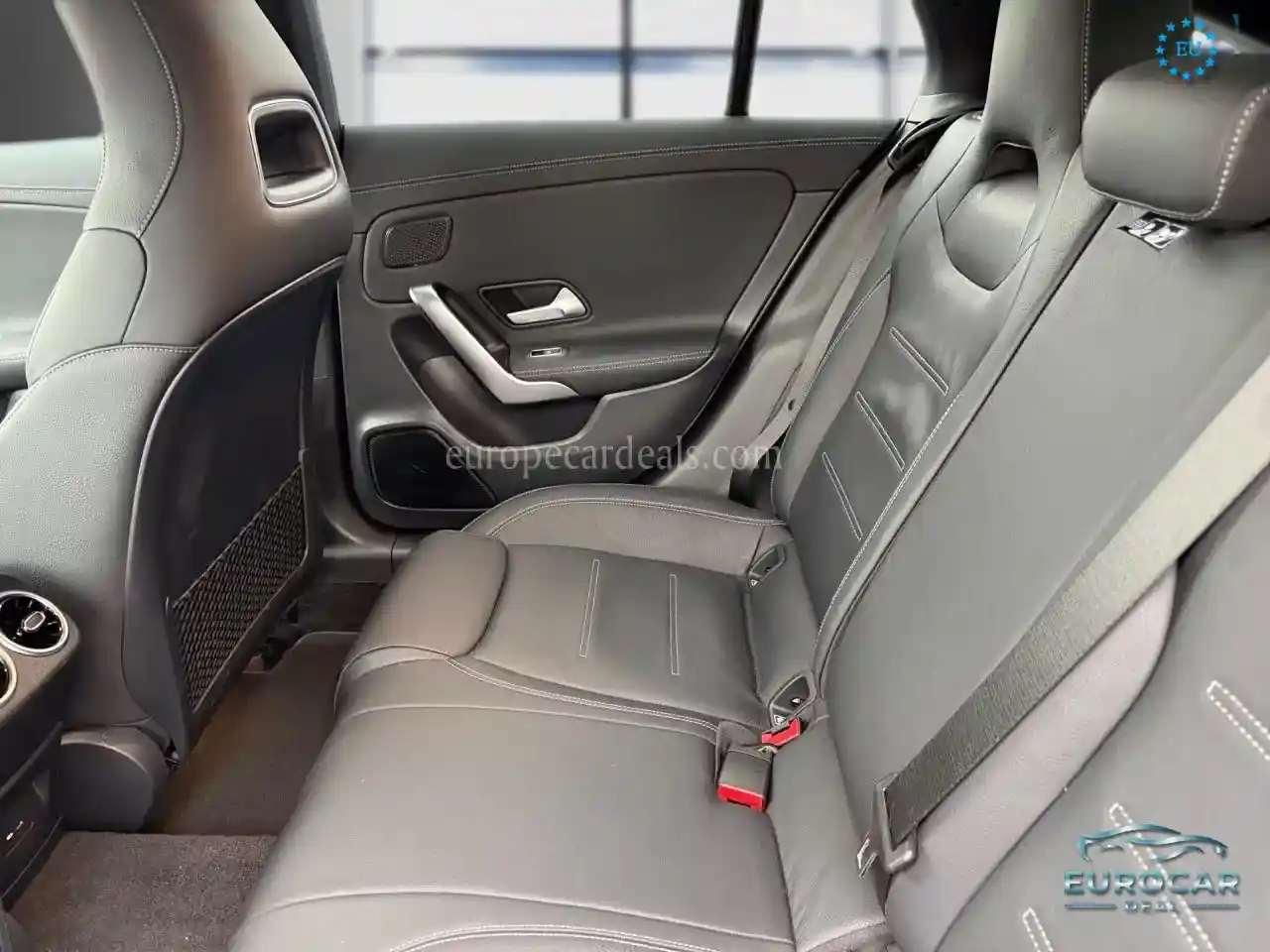 Mercedes-Benz CLA 35 AMG Shooting Brake