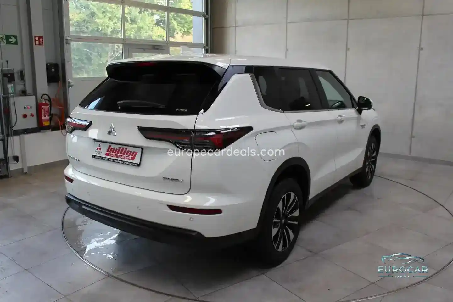 Mitsubishi Plug-in Hybrid Outlander