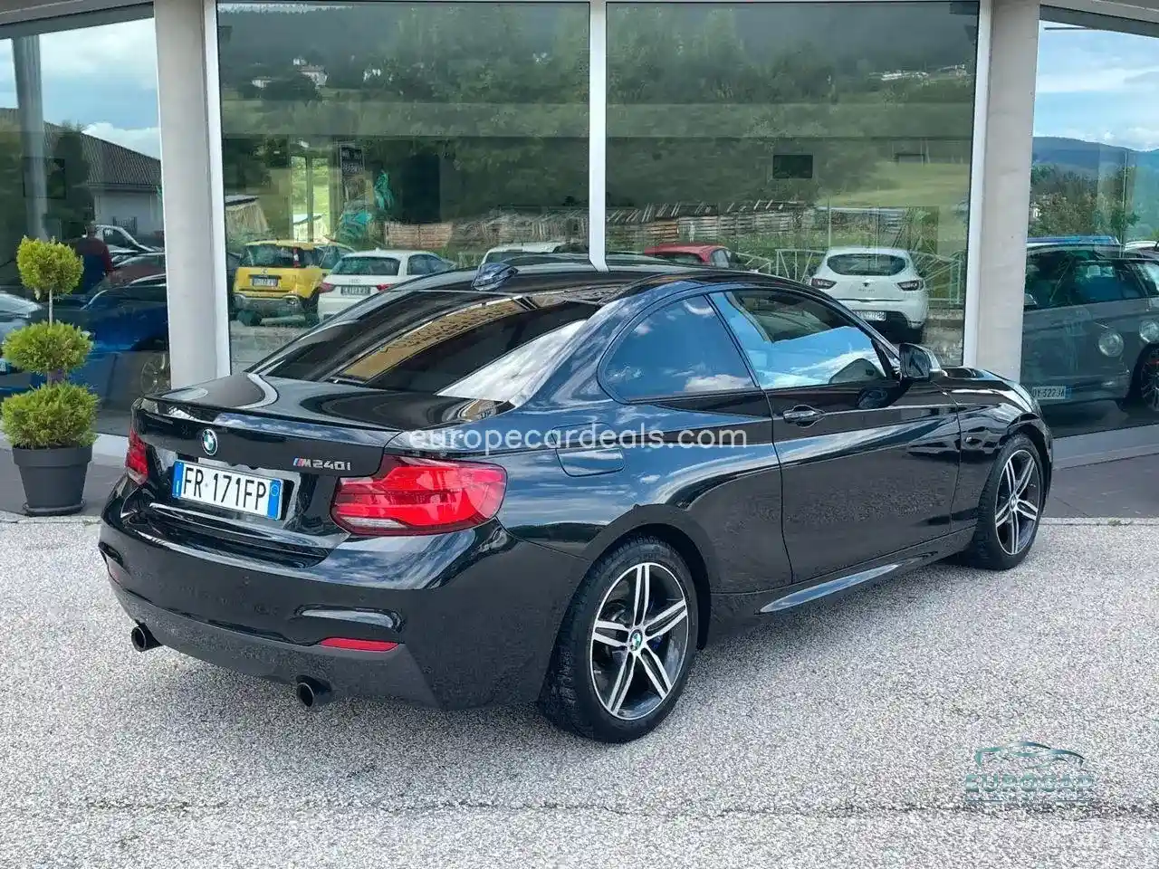 BMW M240i