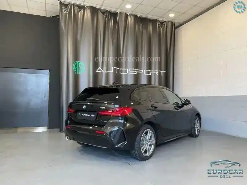 BMW 118