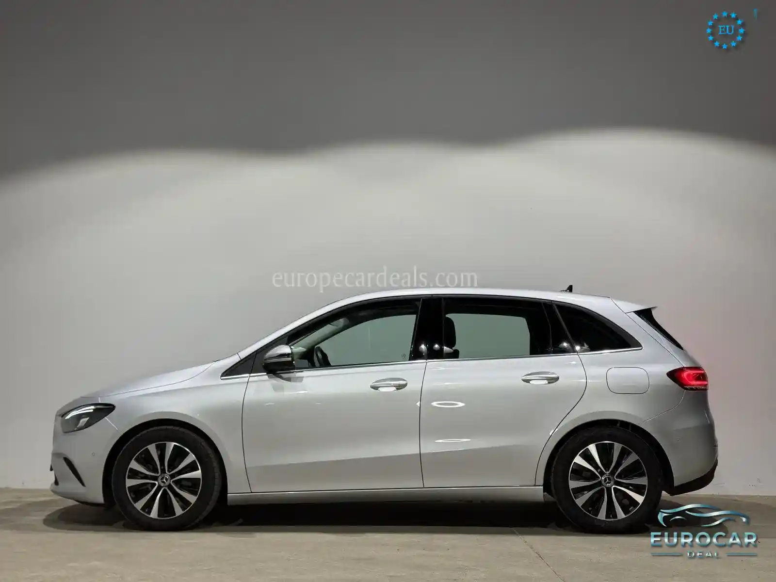 Mercedes-Benz B 220