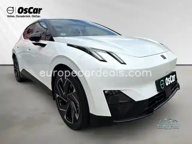 Lynk&Co 02