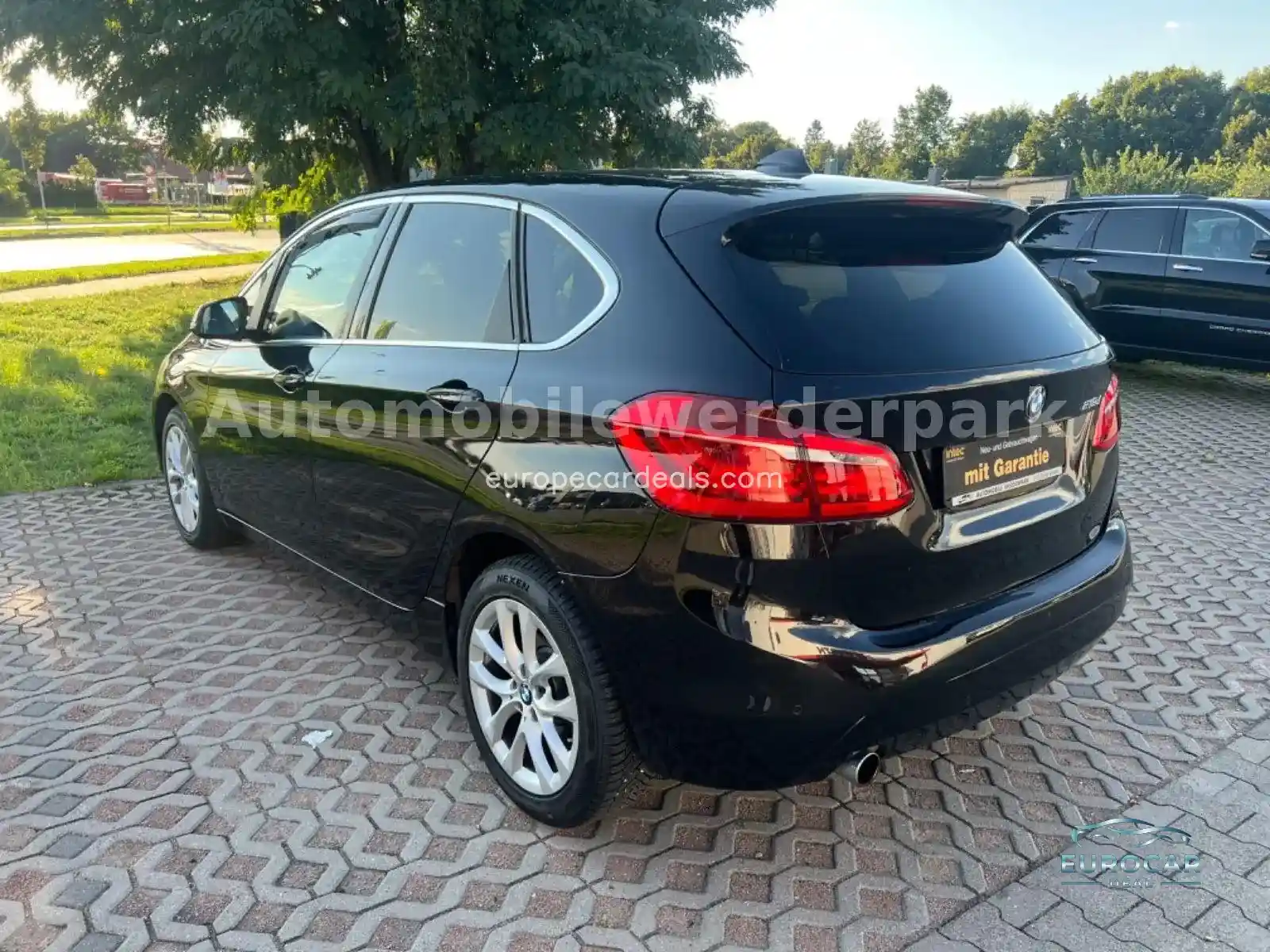 BMW 218