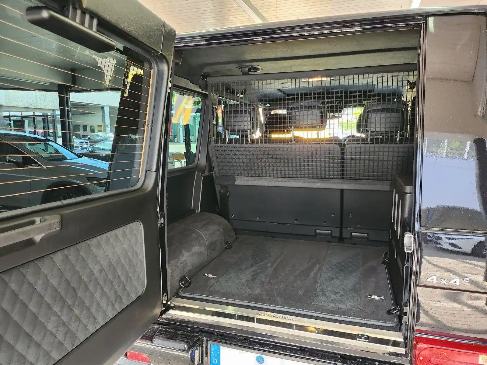 Mercedes-Benz G 500