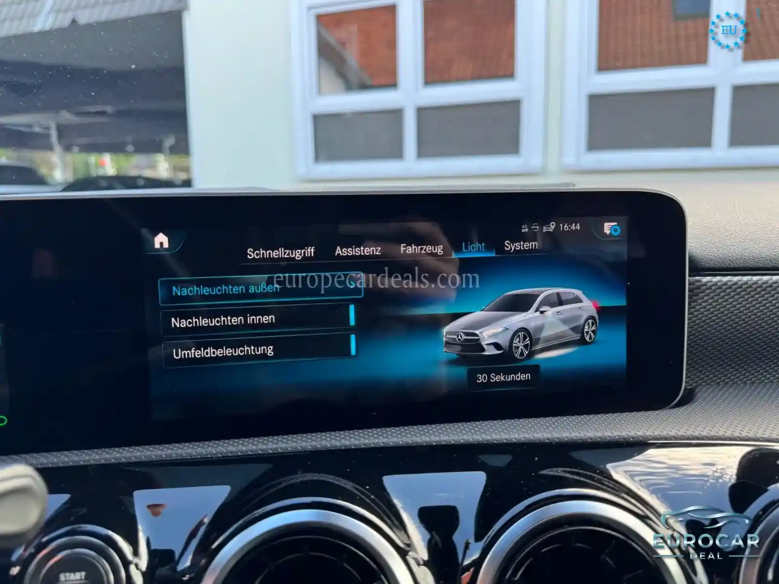 Mercedes-Benz A 220