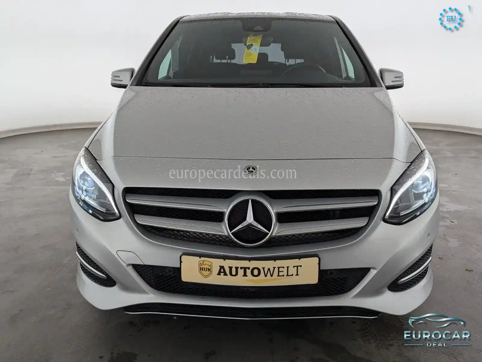 Mercedes-Benz B 180