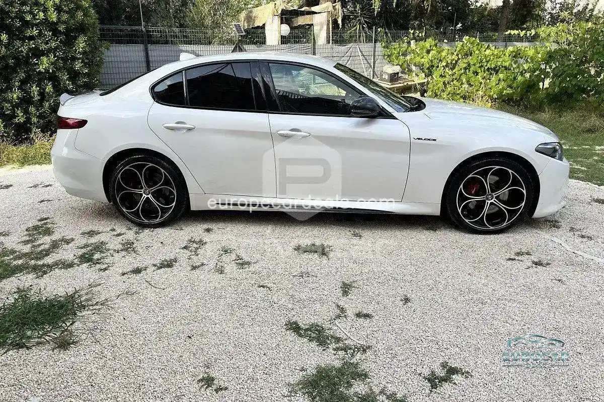 Alfa Romeo Giulia