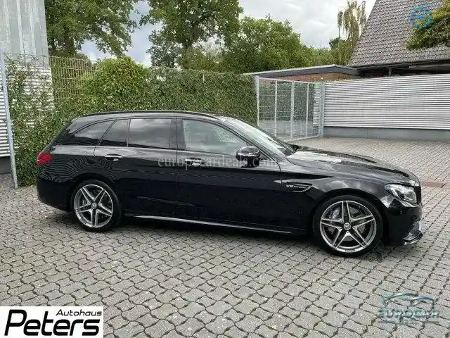 Mercedes-Benz C 63 AMG