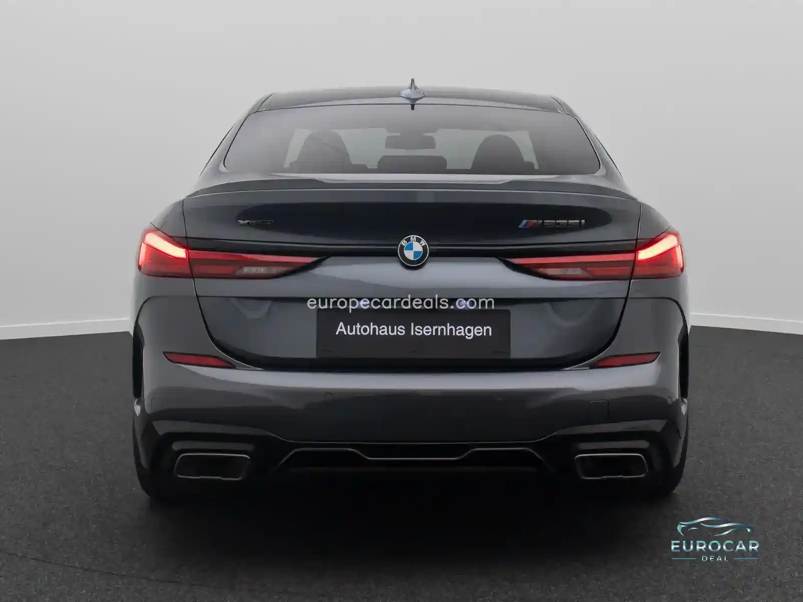 BMW M235
