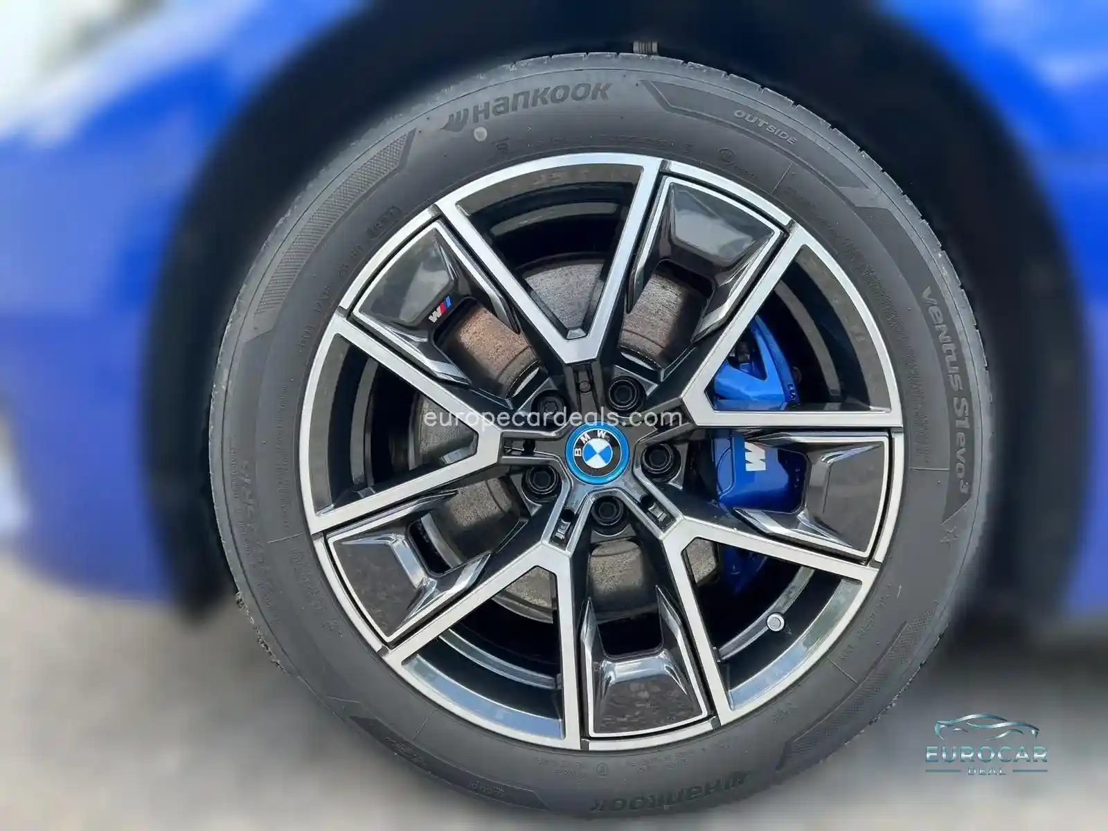 BMW i4