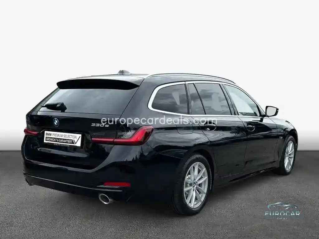 BMW 330