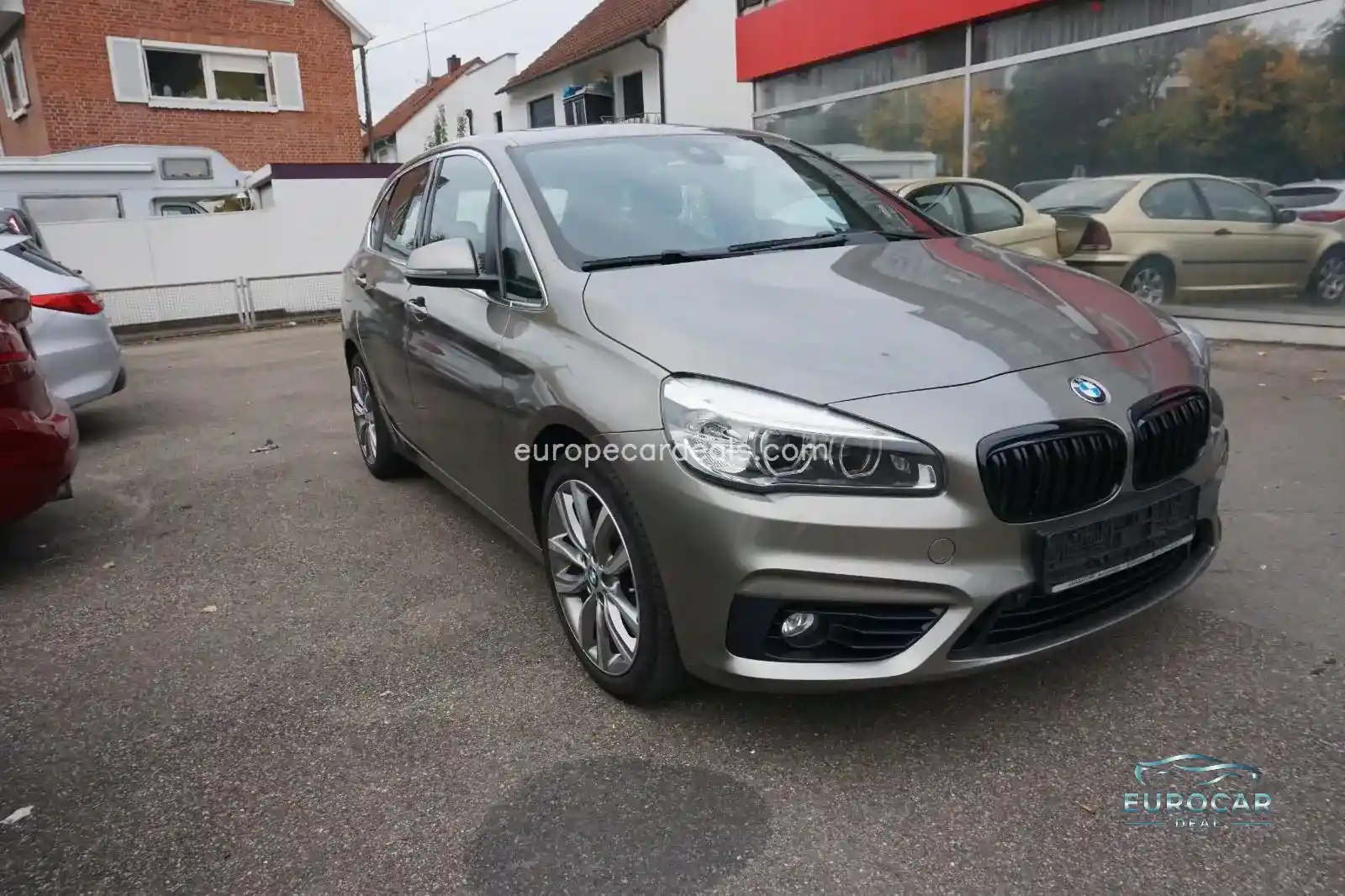 BMW 225