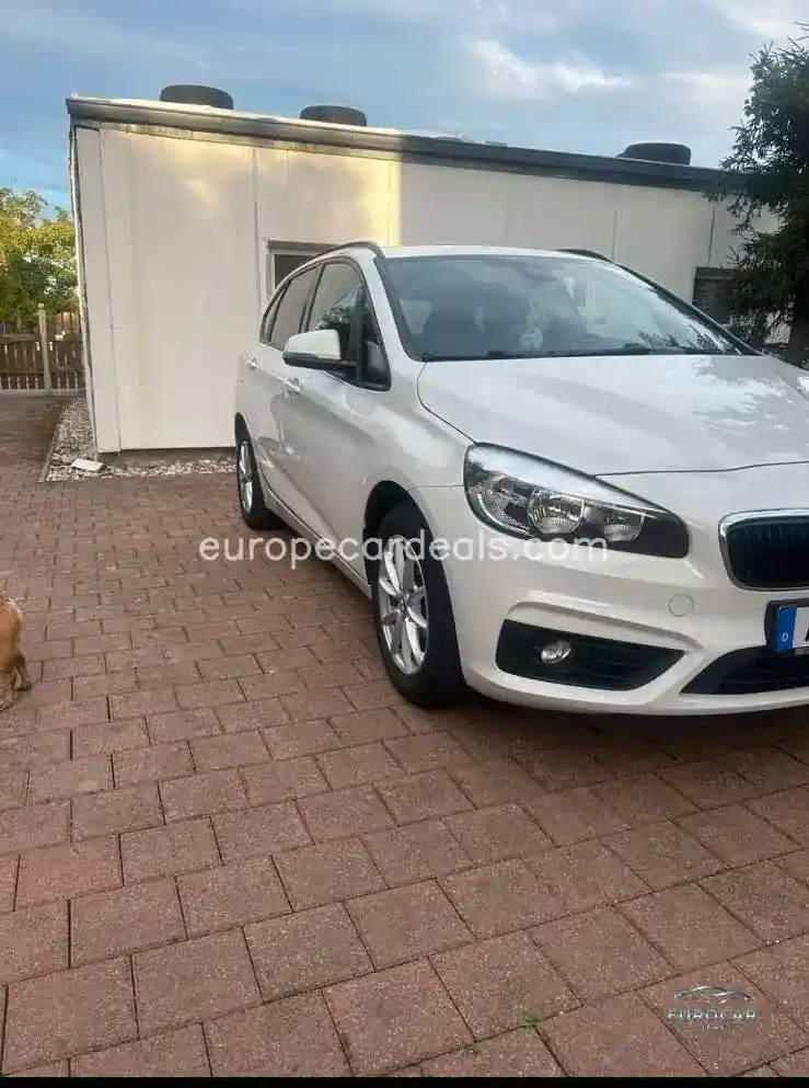 BMW 216