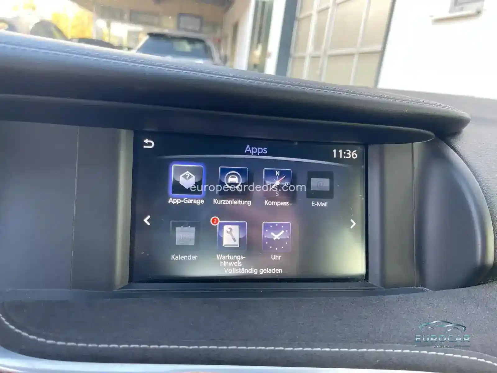 Infiniti Q30