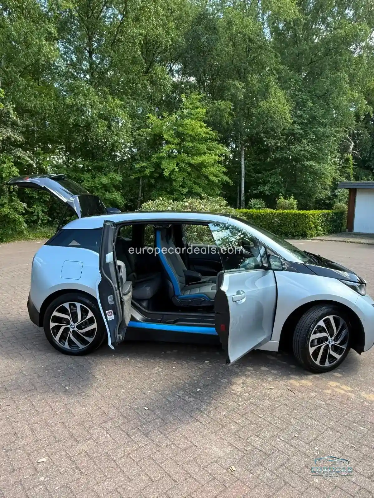 BMW i3