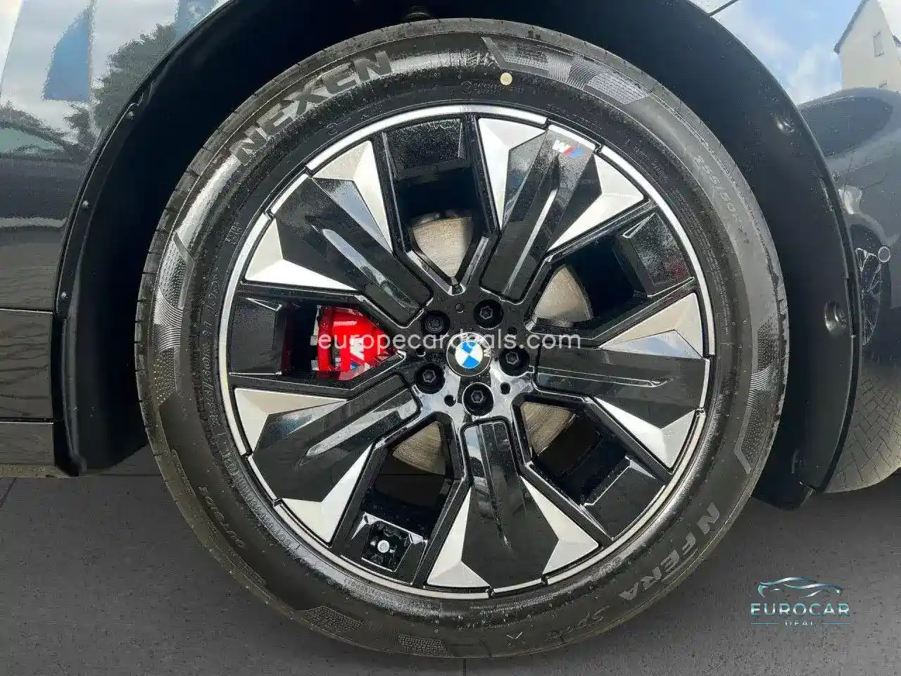 BMW iX