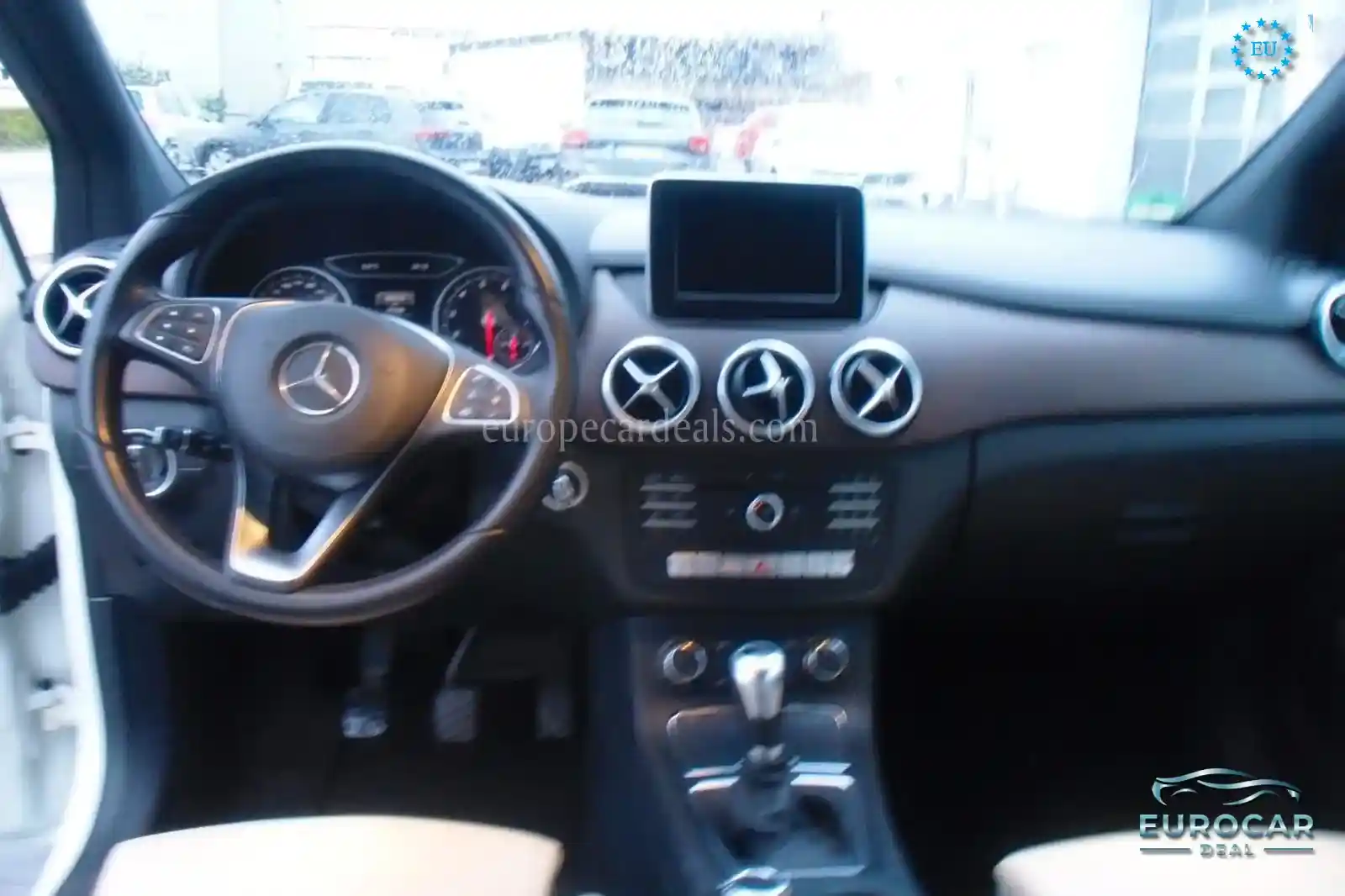 Mercedes-Benz B 180