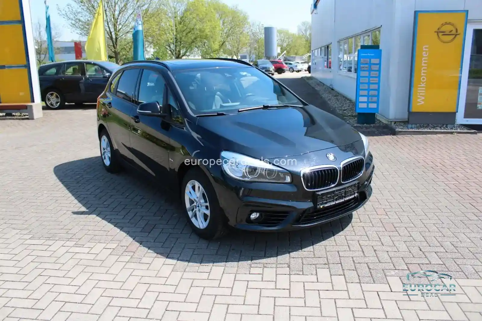 BMW 218