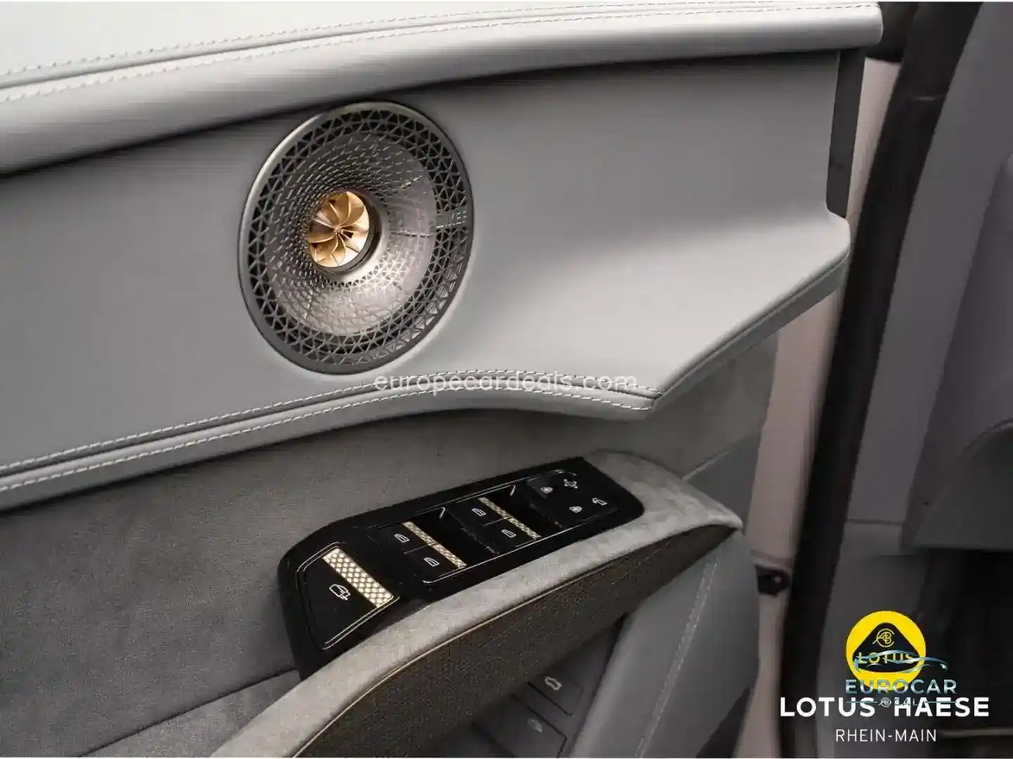 Lotus Eletre