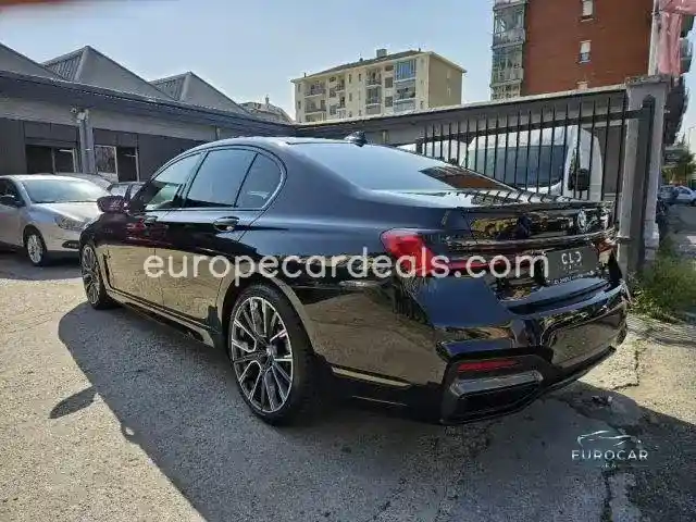 BMW 740