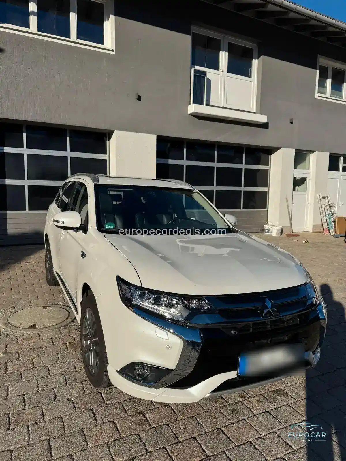 Mitsubishi Plug-in Hybrid Outlander