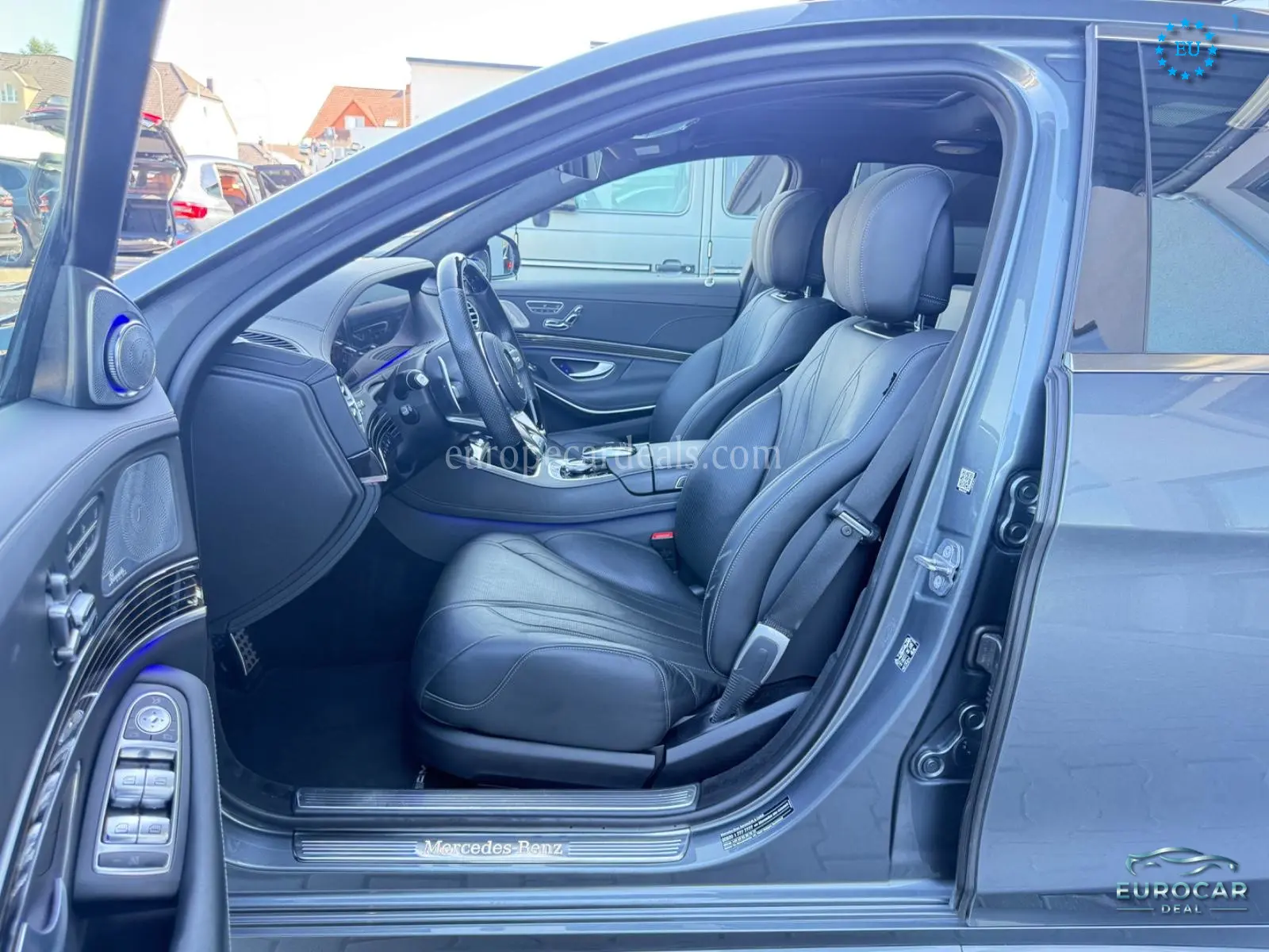 Mercedes-Benz S 560