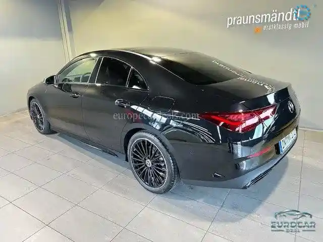 Mercedes-Benz CLA 200