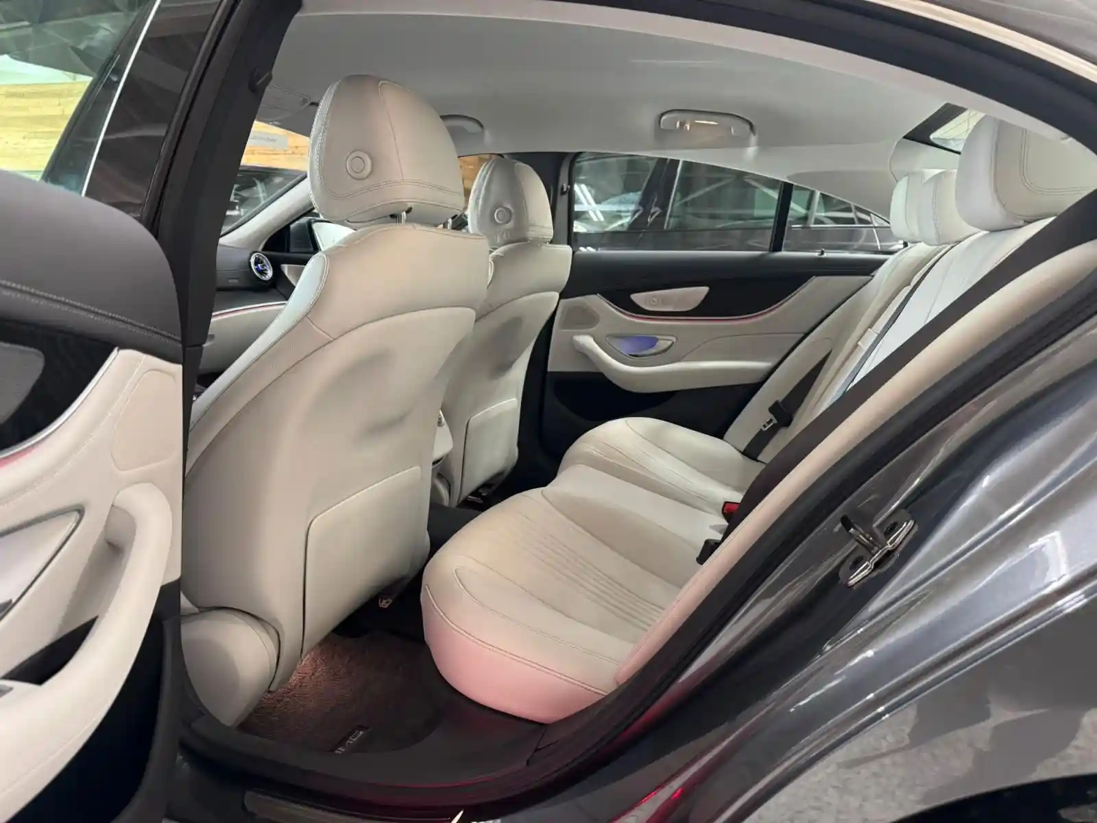 Mercedes-Benz CLS 300