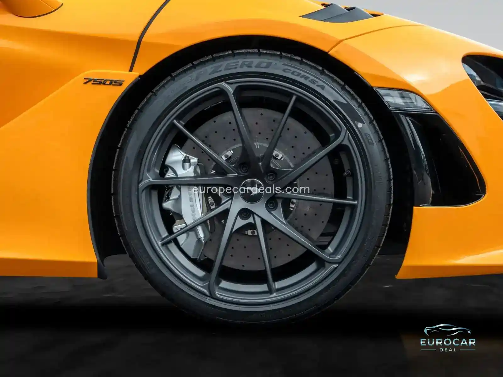 McLaren 750S