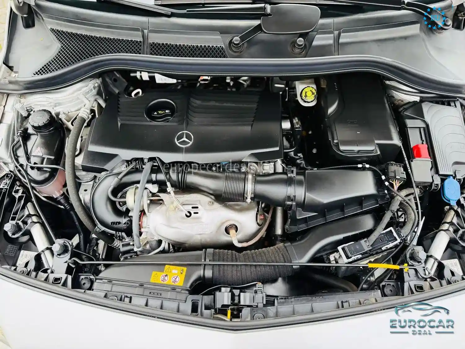 Mercedes-Benz B 180