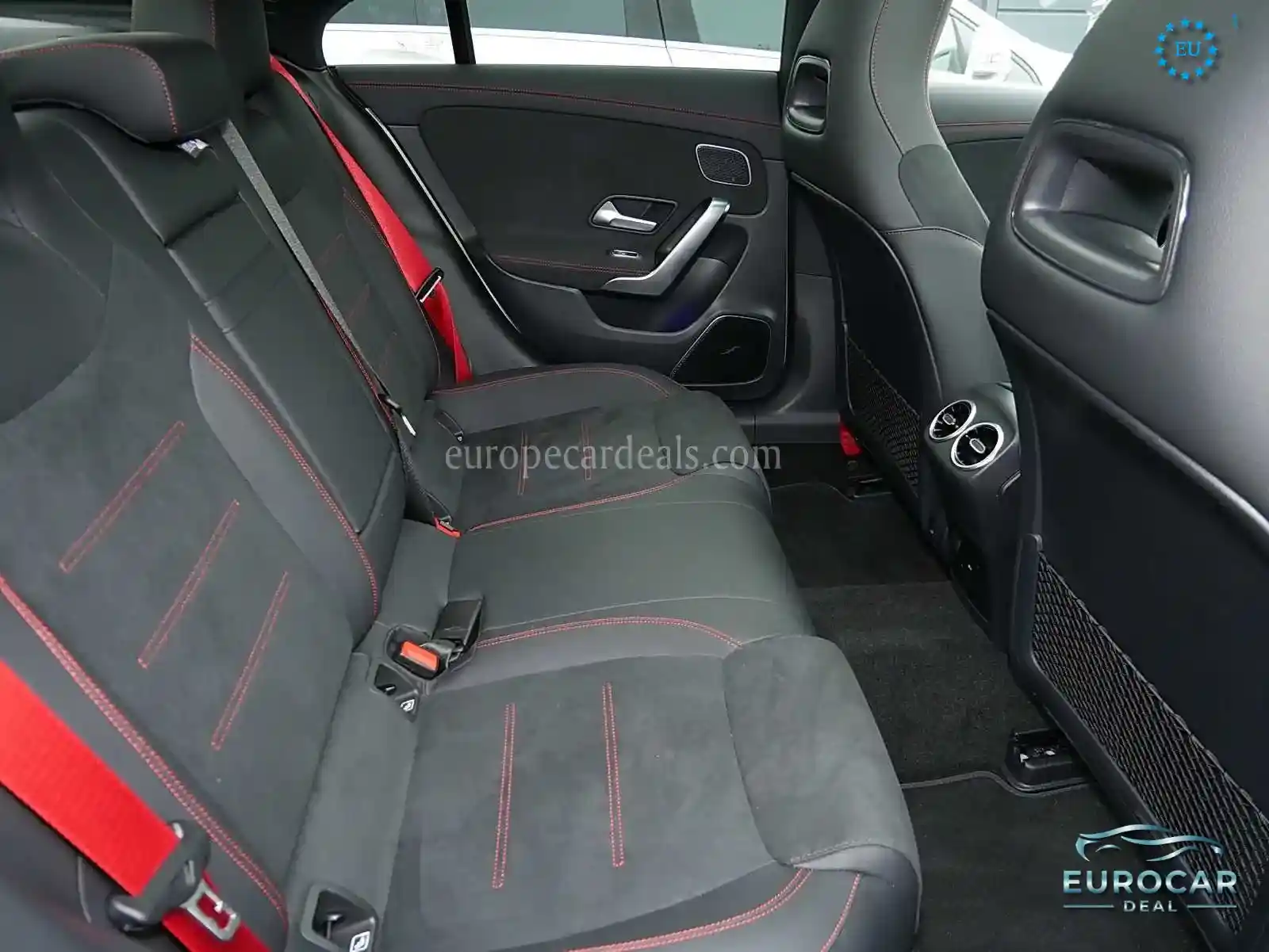 Mercedes-Benz CLA 45 AMG