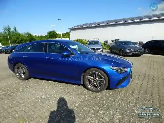 Mercedes-Benz CLA 200 Shooting Brake